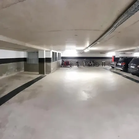 Avec Terrace Docks Apartament *